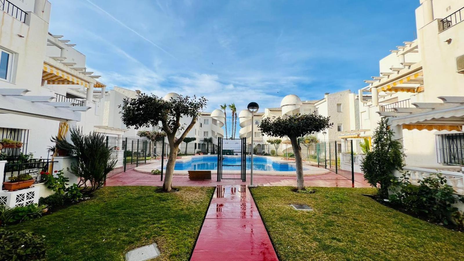 Apartamento Laguna Beach At Home Torrox Bagian luar foto