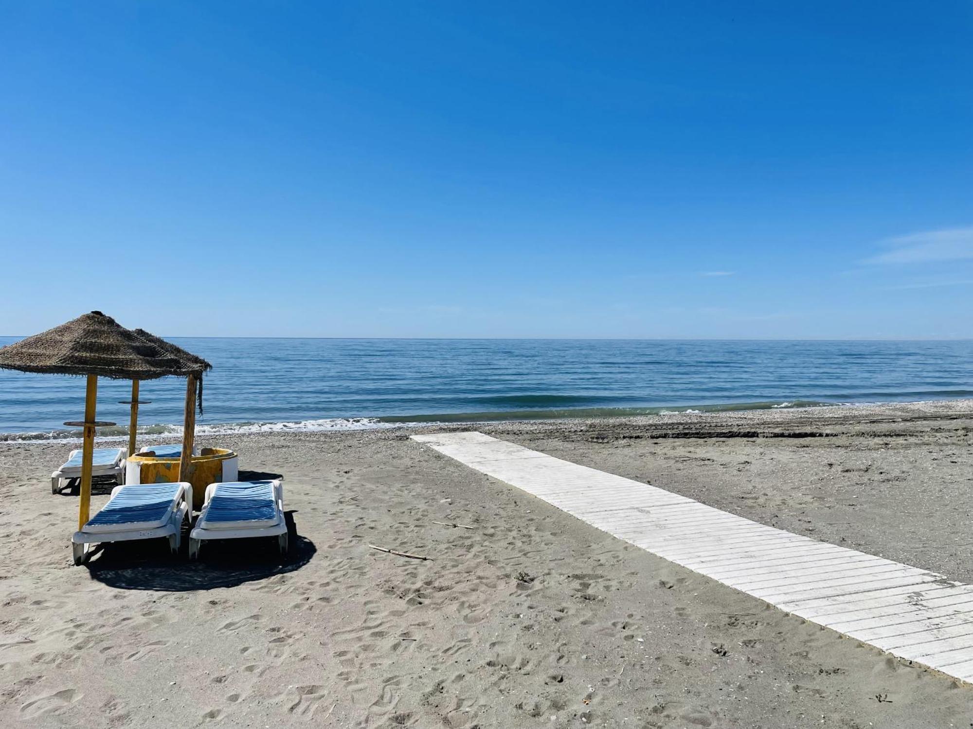 Apartamento Laguna Beach At Home Torrox Bagian luar foto